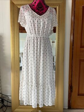 torrid White Maxi Dress with Black Polka Dots and Flutter Sleeves